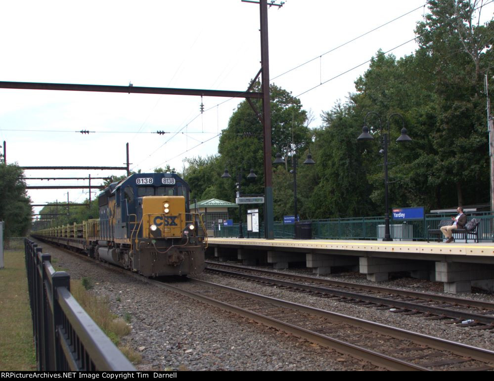 CSX 8138 on W029